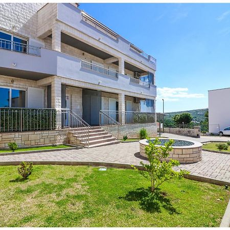 M&Z Apartmani Primosten Ngoại thất bức ảnh